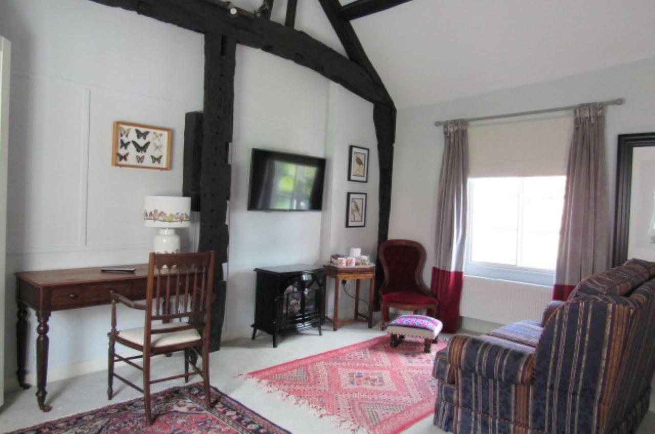 The Old Vicarage Hotel & Restaurant Bridgwater Exteriér fotografie The interior of the room